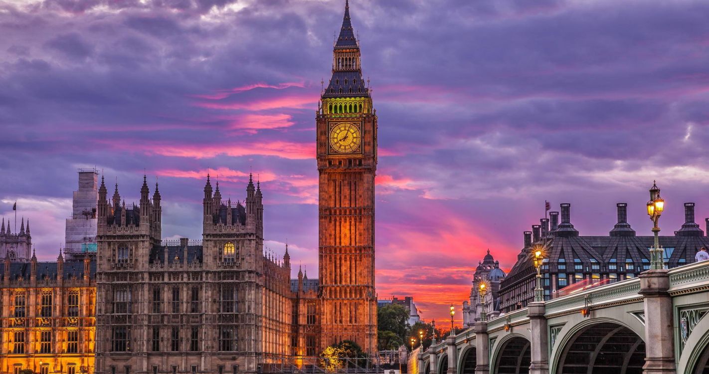 Big Ben de Londres Durante la Puesta de Sol. Wallpaper in 4096x2160 Resolution