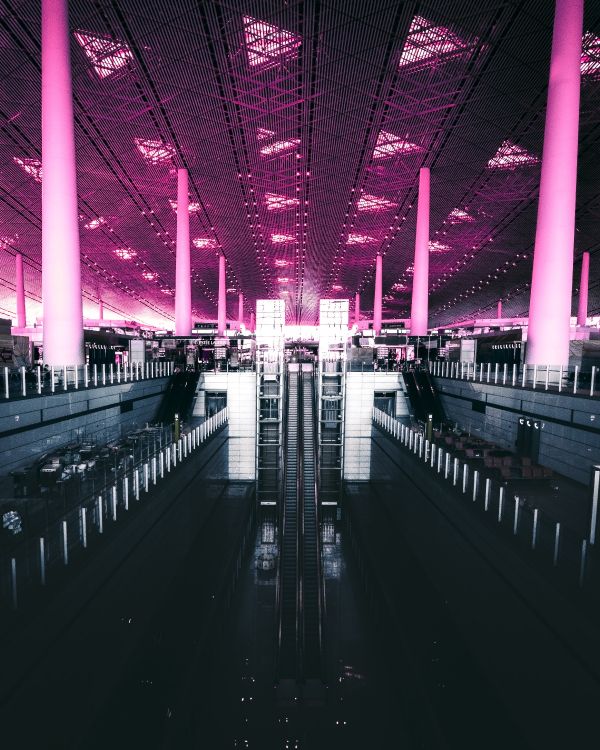 Schwarz-Weiß-Bahnhof. Wallpaper in 4142x5177 Resolution