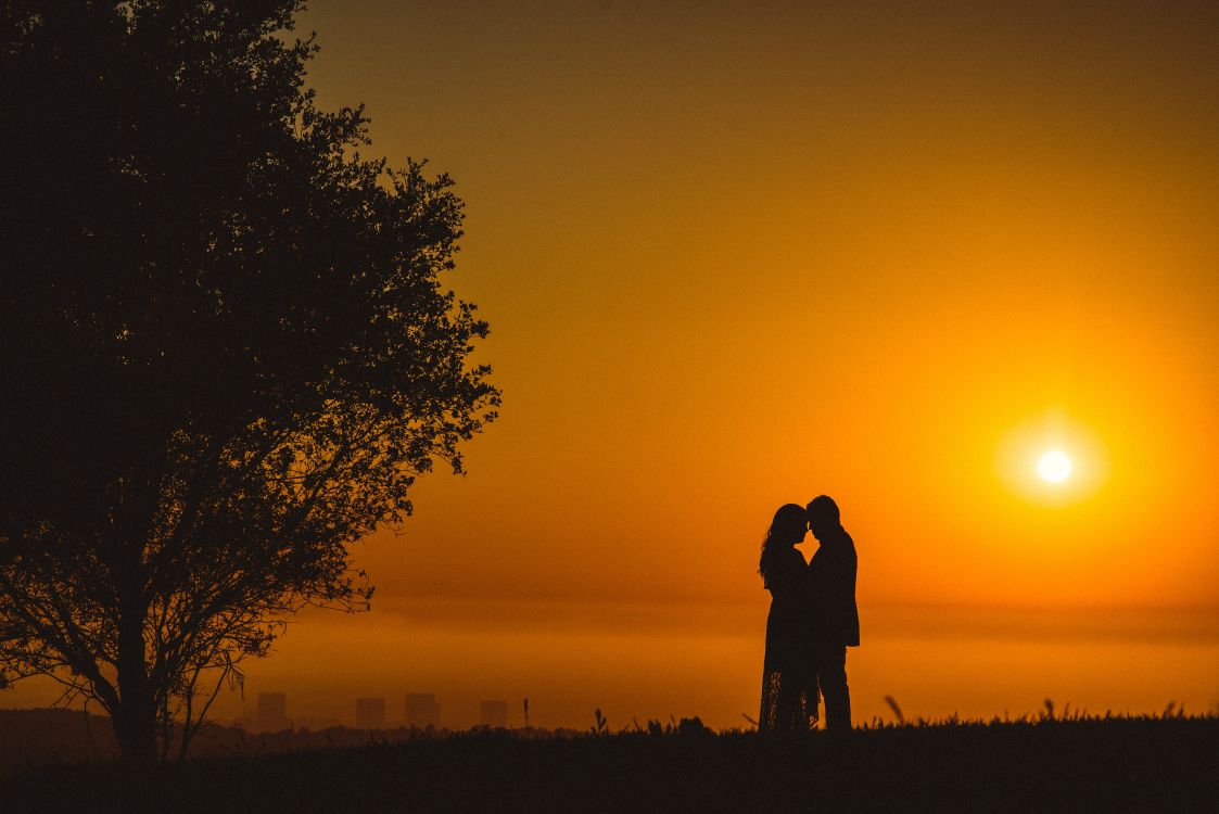 Silhouette, Couple, Baiser, Les Gens Dans la Nature, Paysage Naturel. Wallpaper in 6016x4016 Resolution