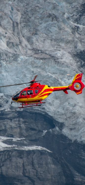 Agua, Lauterbrunnen, Helicóptero, Aeronave, Giroavión. Wallpaper in 1080x2340 Resolution