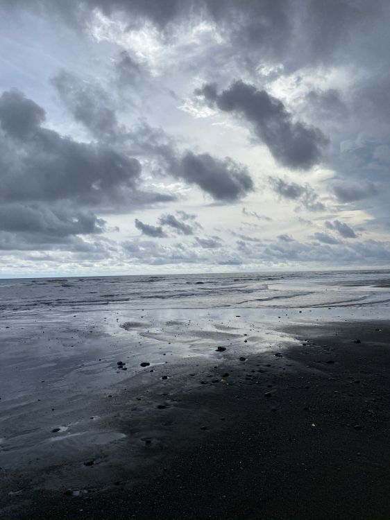 Eau, Corps de L'eau, Liquid, Fluide, Environnement Naturel. Wallpaper in 1536x2048 Resolution