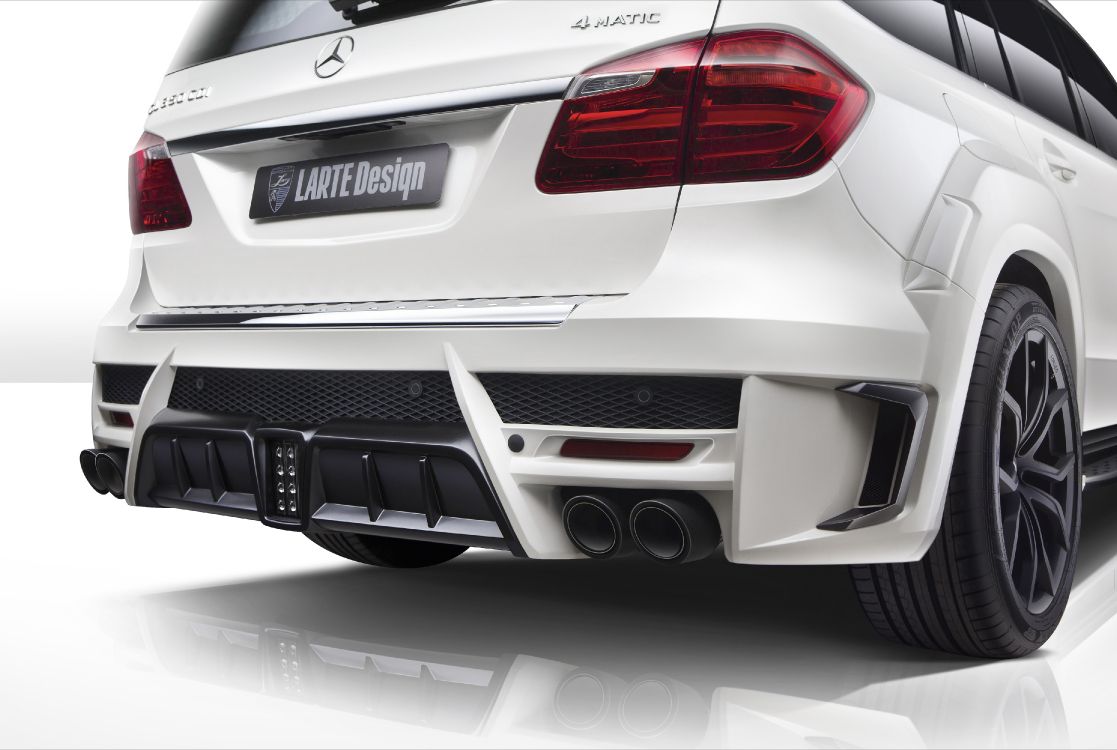 Weißer Porsche 911 Auf Weißem Hintergrund. Wallpaper in 4096x2750 Resolution