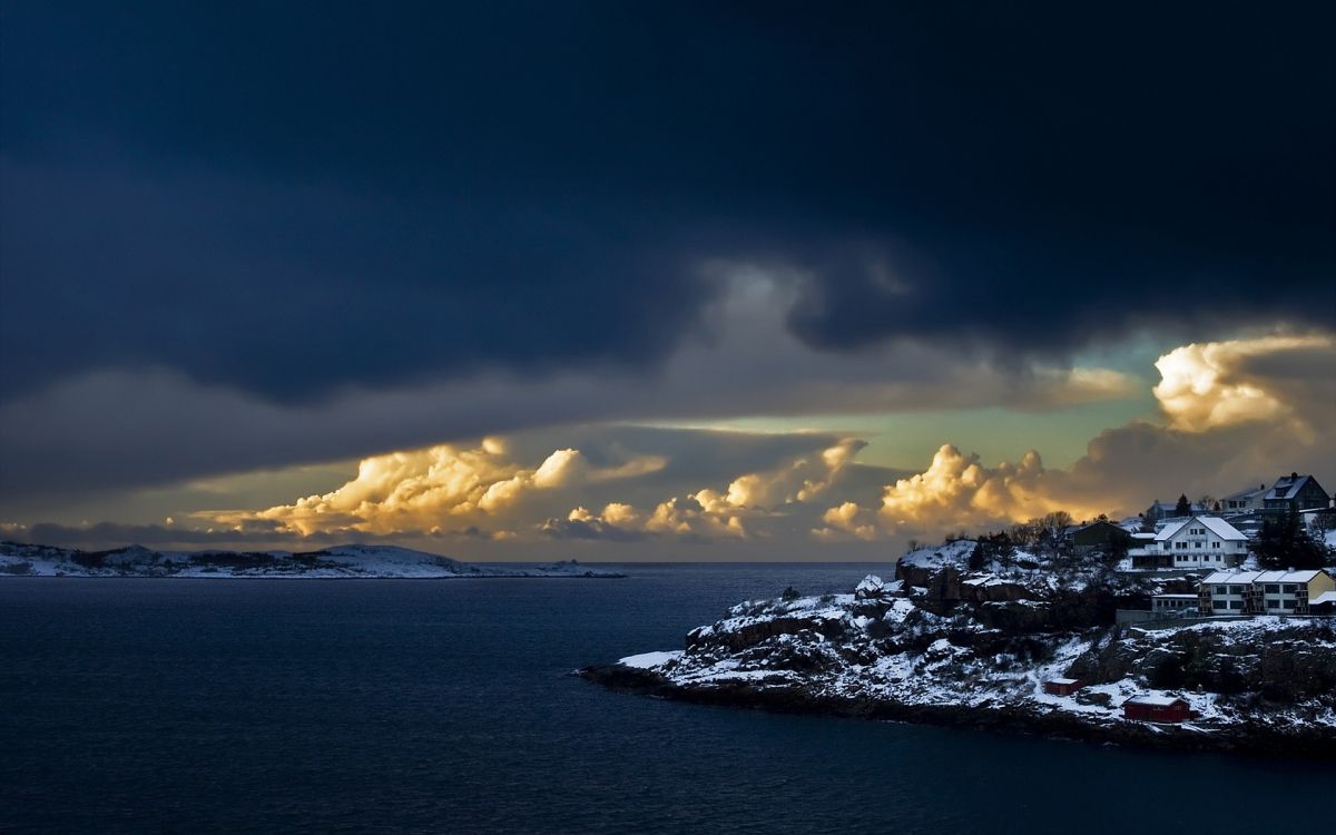 white clouds over the sea