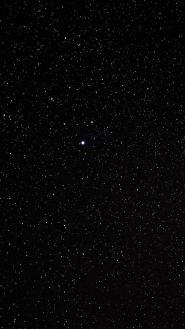 Image stars in the sky during night time