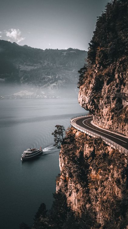 Eau, Les Ressources en Eau, Bateau, Paysage Naturel, Highland. Wallpaper in 1296x2304 Resolution