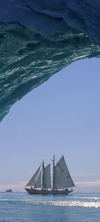 Groenlandia, Agua, Azure, Triangulo, Fila. Wallpaper in 1080x2400 Resolution