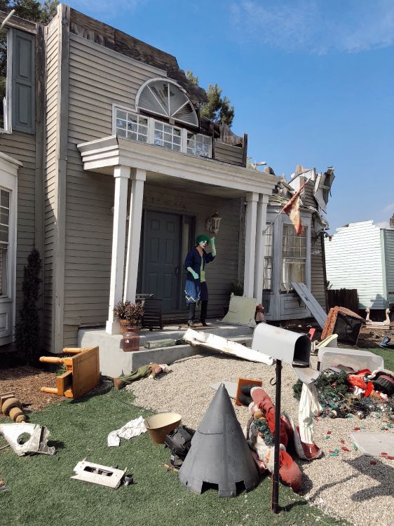 Edificio, Techo, Prado. Wallpaper in 3025x4032 Resolution