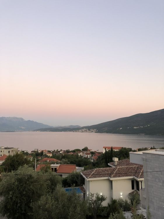 房地产, 高地, 银行, 地平线, 的房子 壁纸 1536x2048 允许