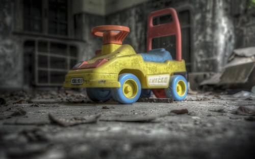 Image blue and red toy car