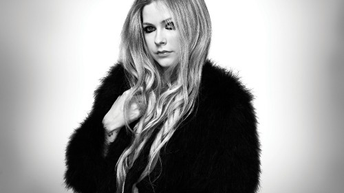 Image Avril Lavigne, black and white, face, lip, eyebrow