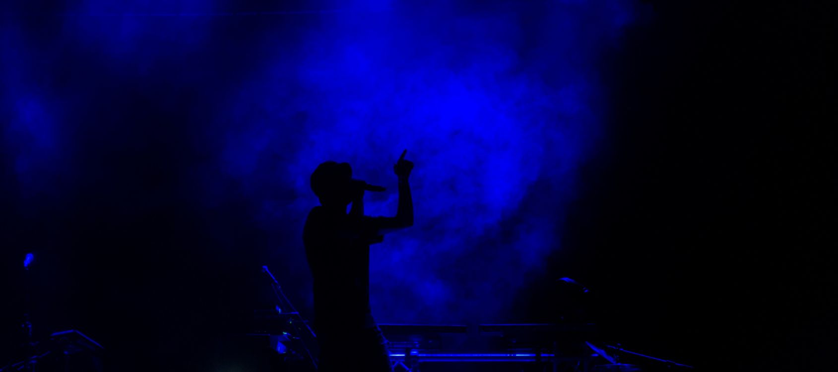 Singer Silhouette, Performance, Blue, Entertainment, Performing Arts. Wallpaper in 4644x2062 Resolution