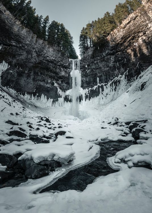 Waterfall, Nature, Water, Winter, Snow. Wallpaper in 4275x5985 Resolution