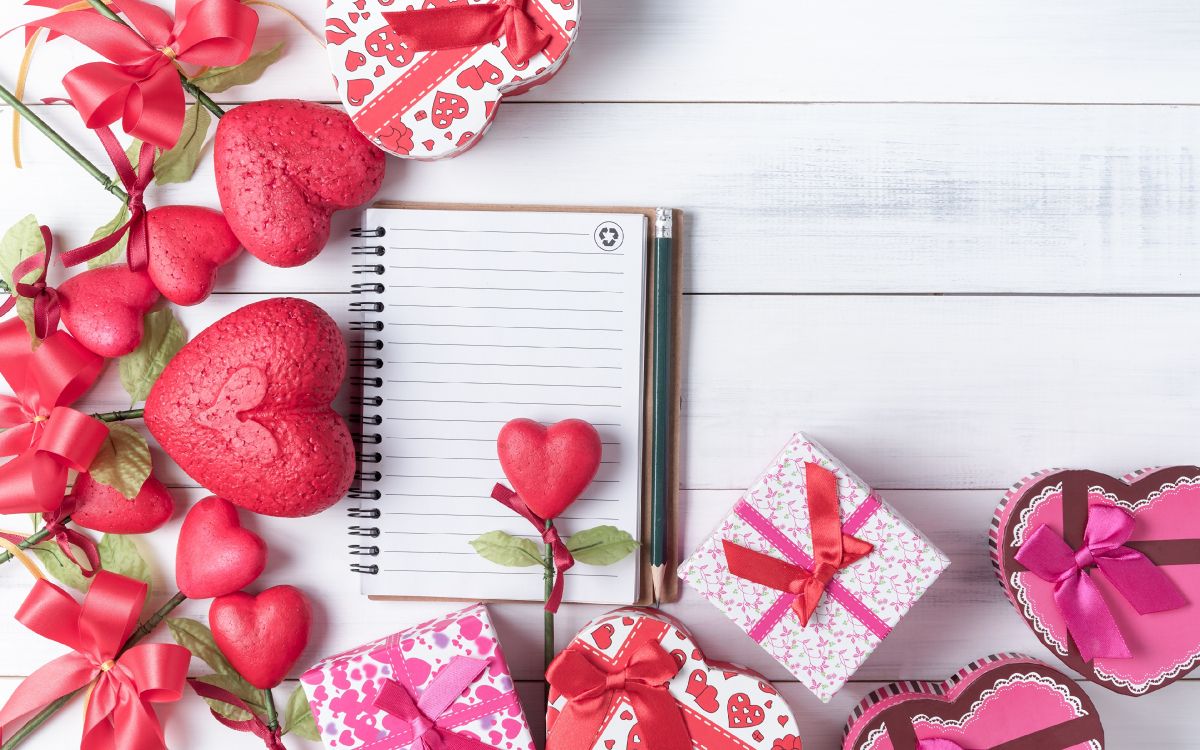 el Día de San Valentín, Coraz, Regalo, Pétalo, Arreglos Florales. Wallpaper in 3840x2400 Resolution