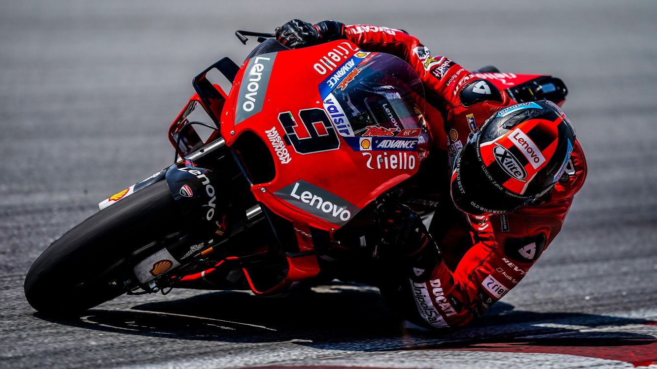 19 Motogp赛季 Motogp世界冠军 14摩托车世界锦标赛 轮胎 体育运动齿轮高清壁纸 摩托车图片 桌面背景和图片