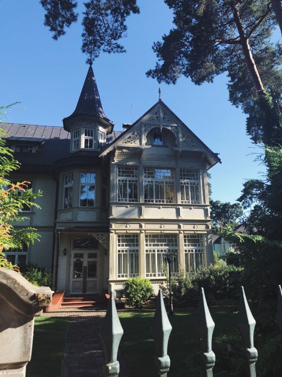 Fenêtre, Immobilier, Propriété, Maison, Bâtiment. Wallpaper in 3024x4032 Resolution