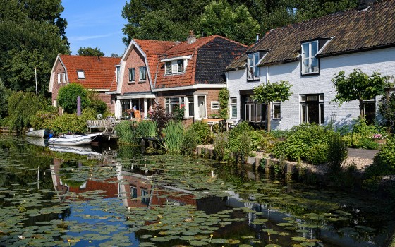 Wallpaper White and Brown Concrete House Near Body of Water During ...