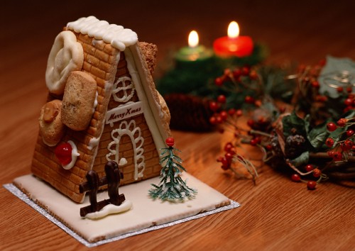 Image Christmas Day, christmas tree, christmas decoration, gingerbread house, gingerbread