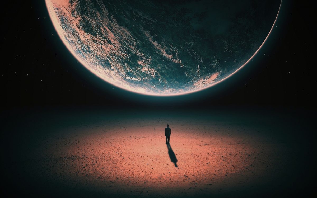 Personne en Veste Noire et Pantalon Noir Debout Sur du Sable Brun Pendant la Journée. Wallpaper in 2560x1600 Resolution