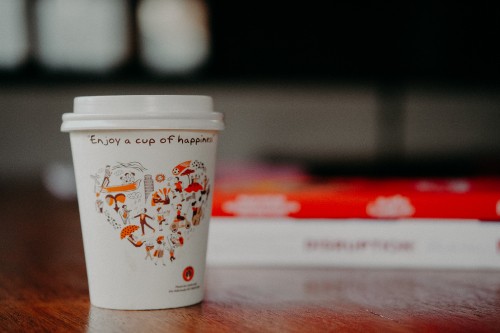 Image white and red disposable cup