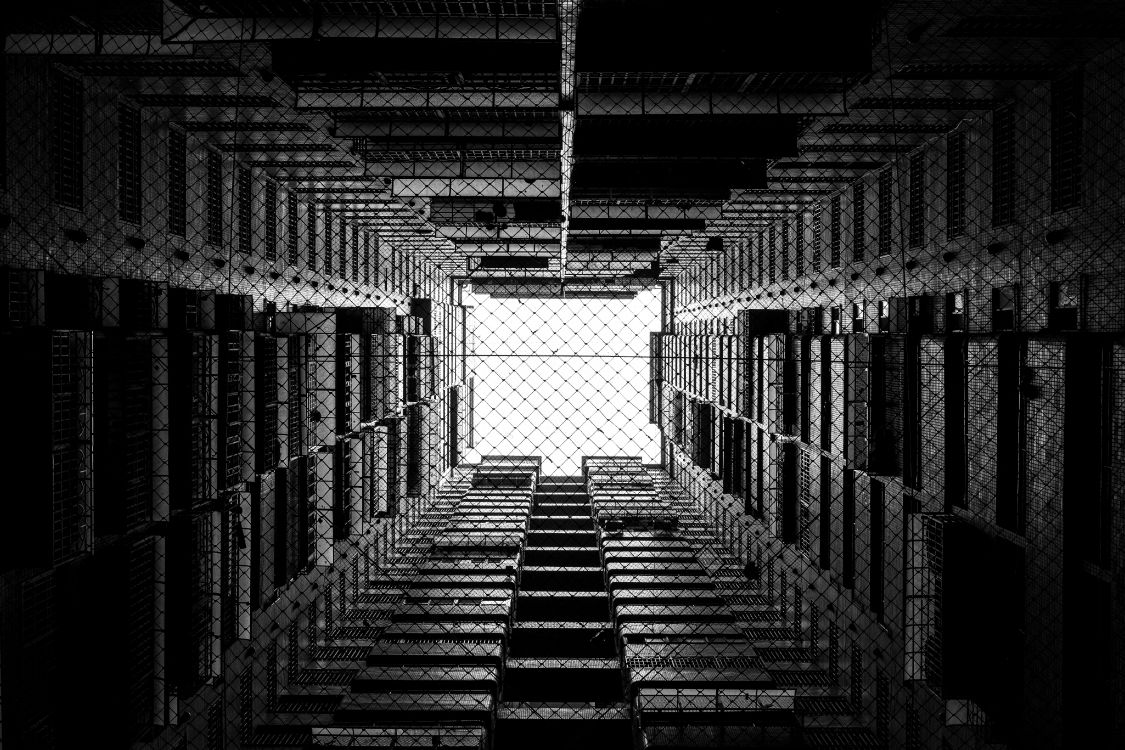 Foto en Escala de Grises Del Interior Del Edificio. Wallpaper in 5828x3885 Resolution