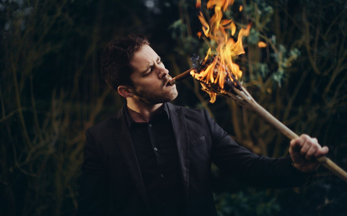 男孩, Whatsapp, 的动机, 工厂, 音乐家 壁纸 2880x1800 允许