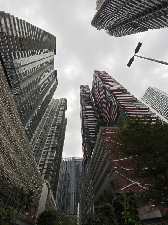 Kuala Lumpur, Malaysien, Tower Block, Tageszeit, Architektur. Wallpaper in 1536x2048 Resolution