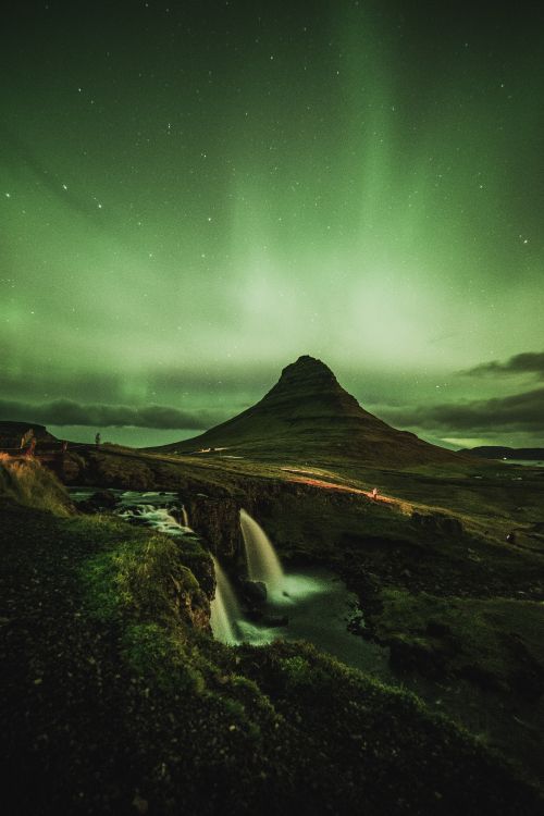 Parque Khaitan, Kirkjufell, Aurora, Viajes a Islandia, Ambiente. Wallpaper in 4000x6000 Resolution