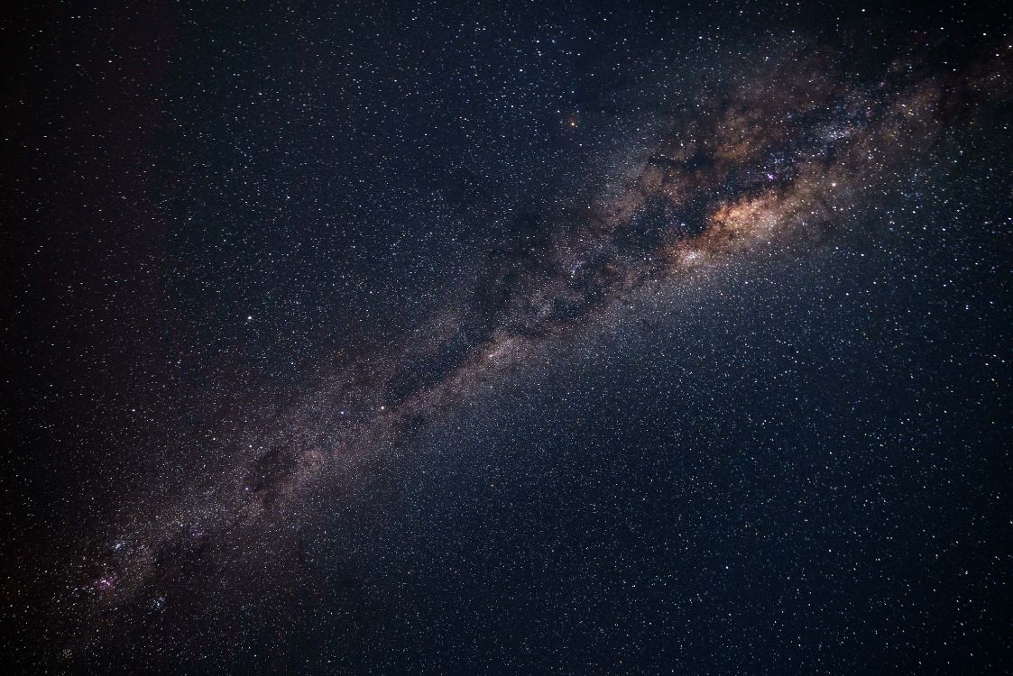 Download 5647x3770 Wallpaper Noche Estrellada Blanca y Negra Noche Estrellada Blanca y Negra. Wallpaper in 5647x3770 Resolution