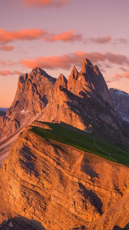 Seceda, Mount Scenery, Badlands, Géologie, Canyon. Wallpaper in 1079x1920 Resolution