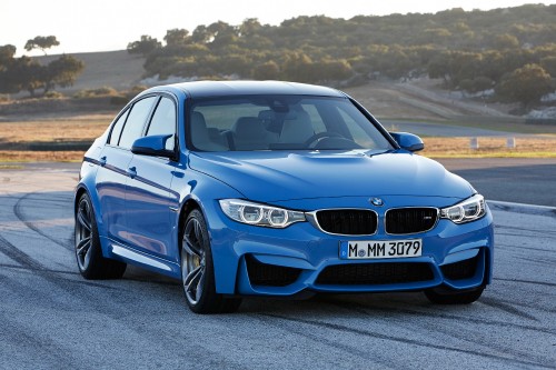 Image blue bmw m 3 on road during daytime