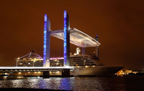 Image white cruise ship on sea during night time