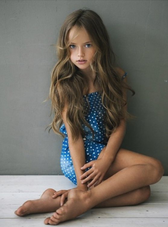 Modell, Haar, Lange Haare, Frisur, Supermodels. Wallpaper in 1080x1452 Resolution