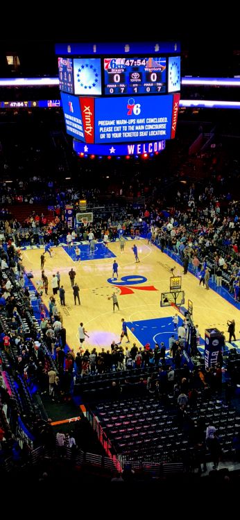 Basketball Bewegt, Philadelphia 76ers, Nba, Sports Venue, Menschen. Wallpaper in 1080x2340 Resolution