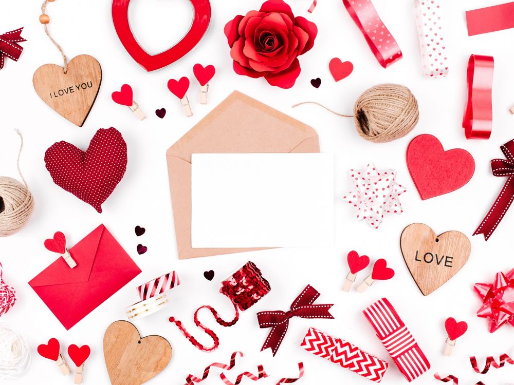 el Día de San Valentín, Coraz, Amor, Tarjeta de Felicitación, Pétalo. Wallpaper in 2048x1536 Resolution