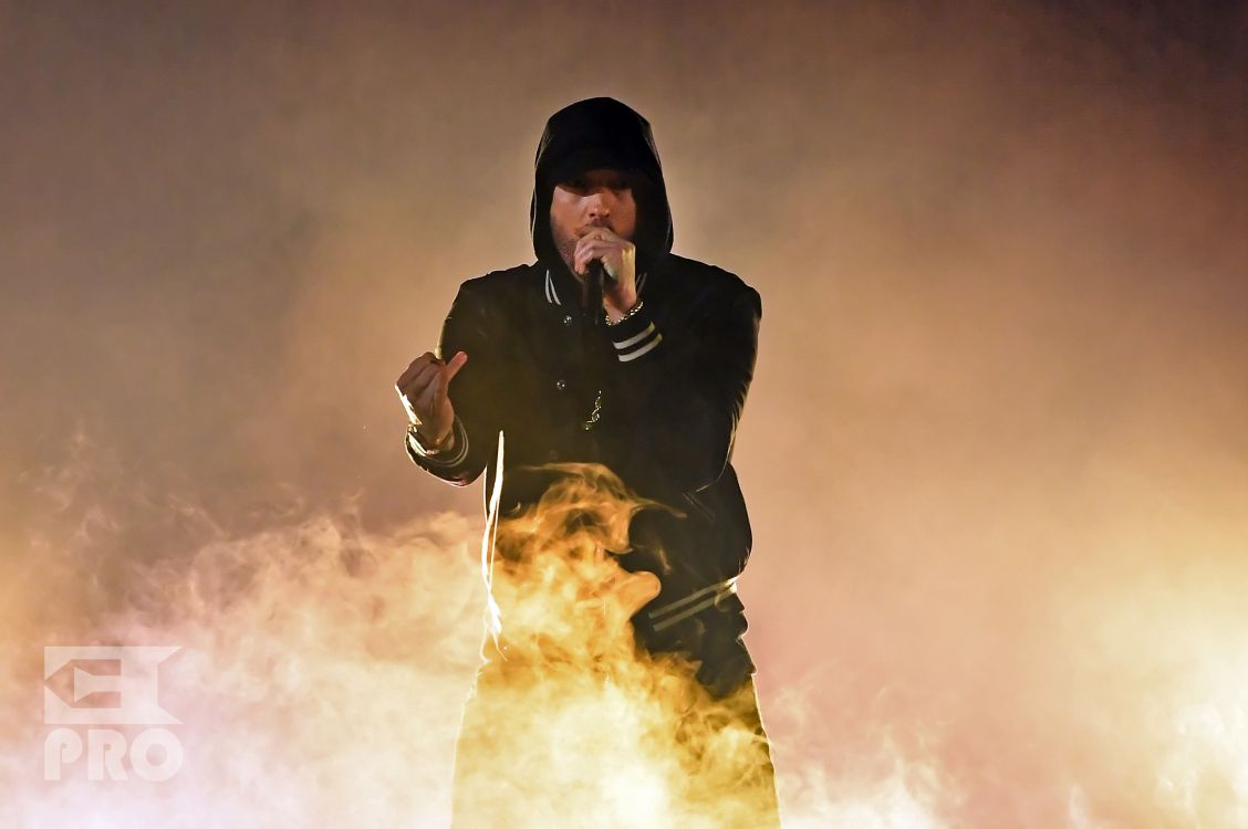Eminem, Rappeur, Kamikaze, Album, Fumeur. Wallpaper in 3000x1994 Resolution
