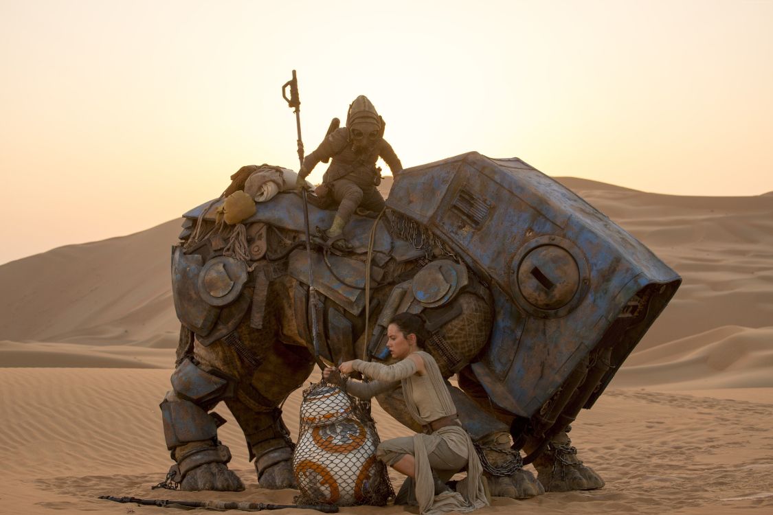 Rey, BB-8, 星球大战, 卢卡斯电影公司, 撒哈拉 壁纸 5760x3840 允许