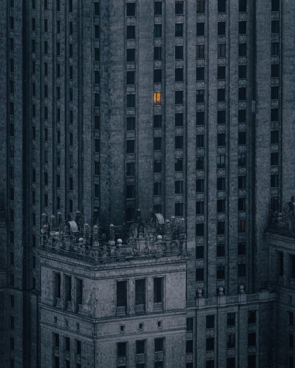 Bâtiment en Béton Gris Pendant la Journée. Wallpaper in 2626x3282 Resolution