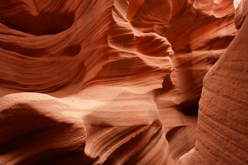 Image brown rock formation during daytime