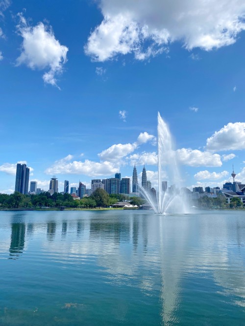 Image body of water, nature, fluid, fountain, blue