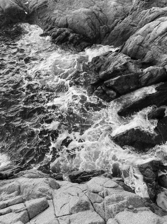 Rock, Soubassement, Liquid, Cours D'eau, Flux. Wallpaper in 3024x4032 Resolution