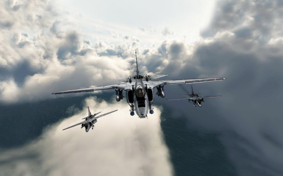 Avión de Combate en el Cielo Durante el Día.. Wallpaper in 3840x2400 Resolution