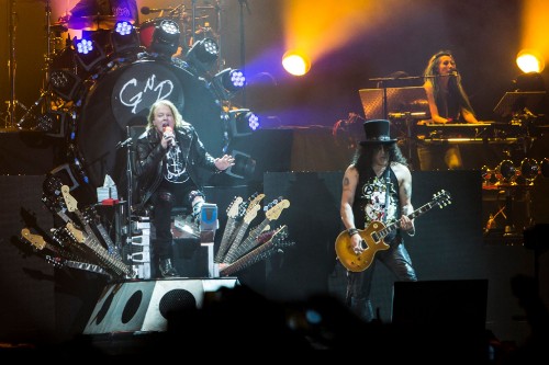 Image stage, rock concert, guitar, Not in This Lifetime Tour, Guns N Roses