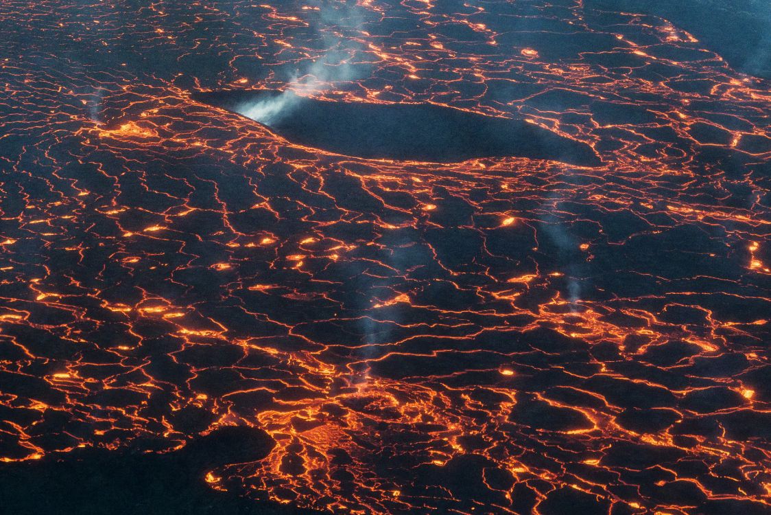 Pintura Abstracta Marrón y Negra. Wallpaper in 4365x2910 Resolution