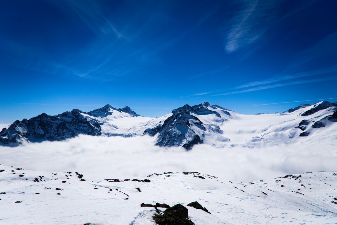 Bergigen Landschaftsformen, Schnee, Bergkette, Gletscher-landform, Winter. Wallpaper in 5449x3636 Resolution