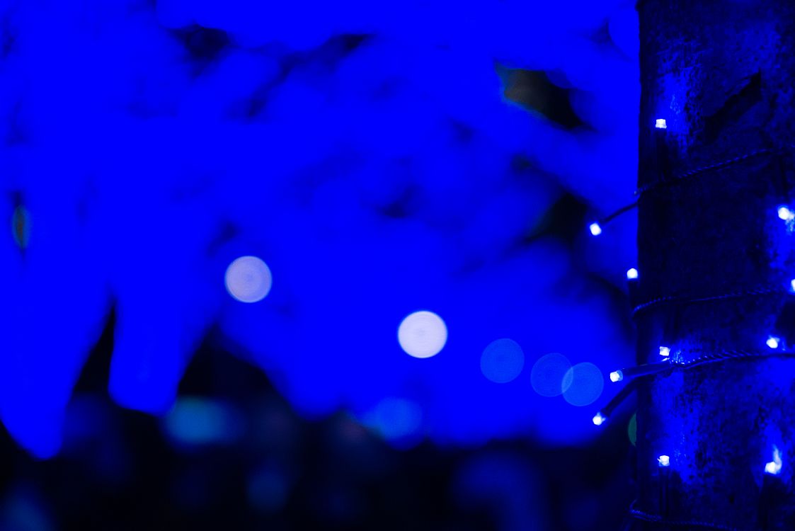 Luces Bokeh Azules y Blancas. Wallpaper in 8368x5584 Resolution