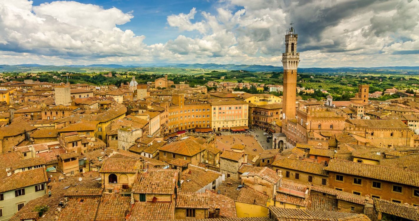 Vue Aérienne Des Bâtiments de la Ville Pendant la Journée. Wallpaper in 4096x2160 Resolution