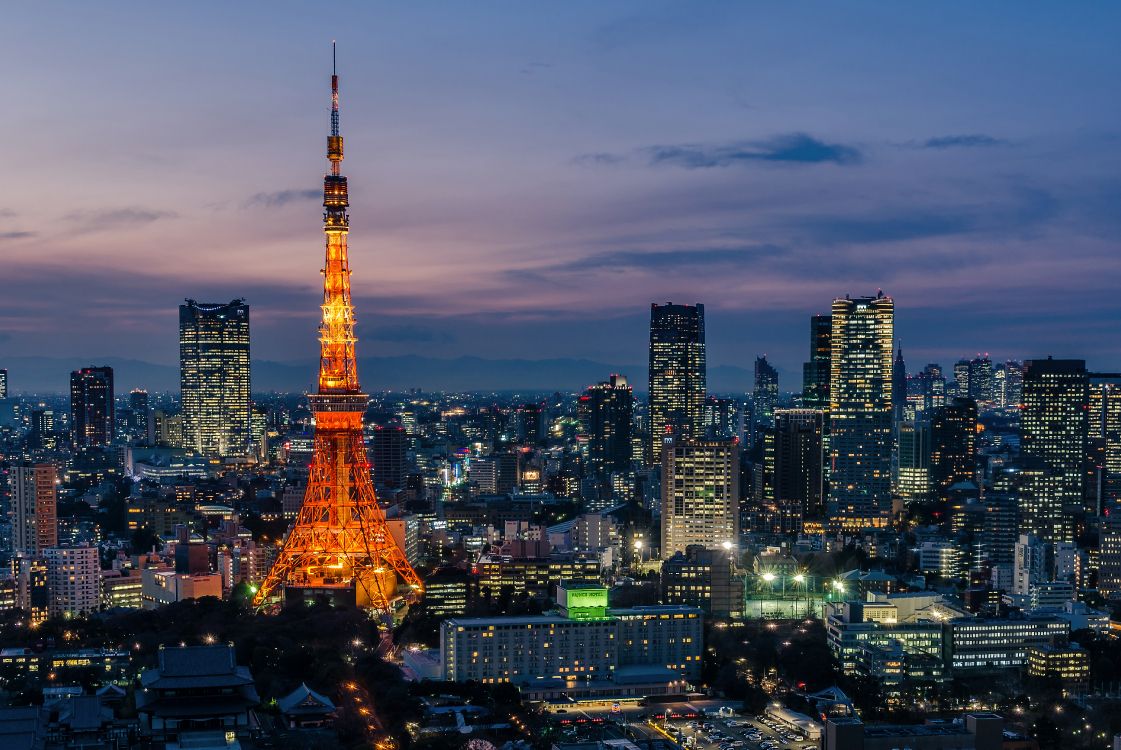 Eiffelturm in Paris Während Der Nacht. Wallpaper in 4838x3234 Resolution