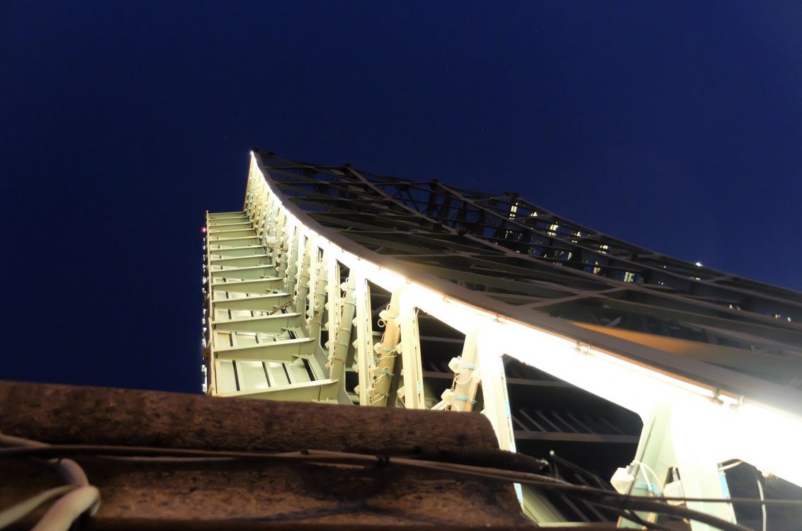 里程碑, 建筑, 大都会, 屋顶, 瓦河 壁纸 2560x1695 允许