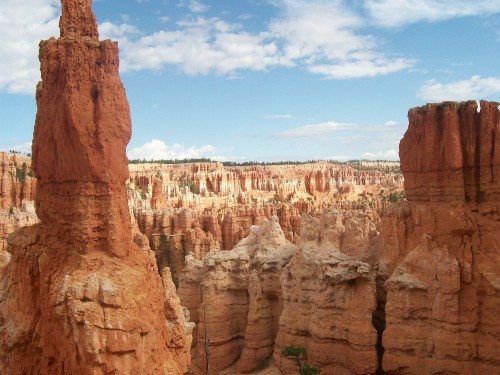 Image brown rock formation under blue sky during daytime