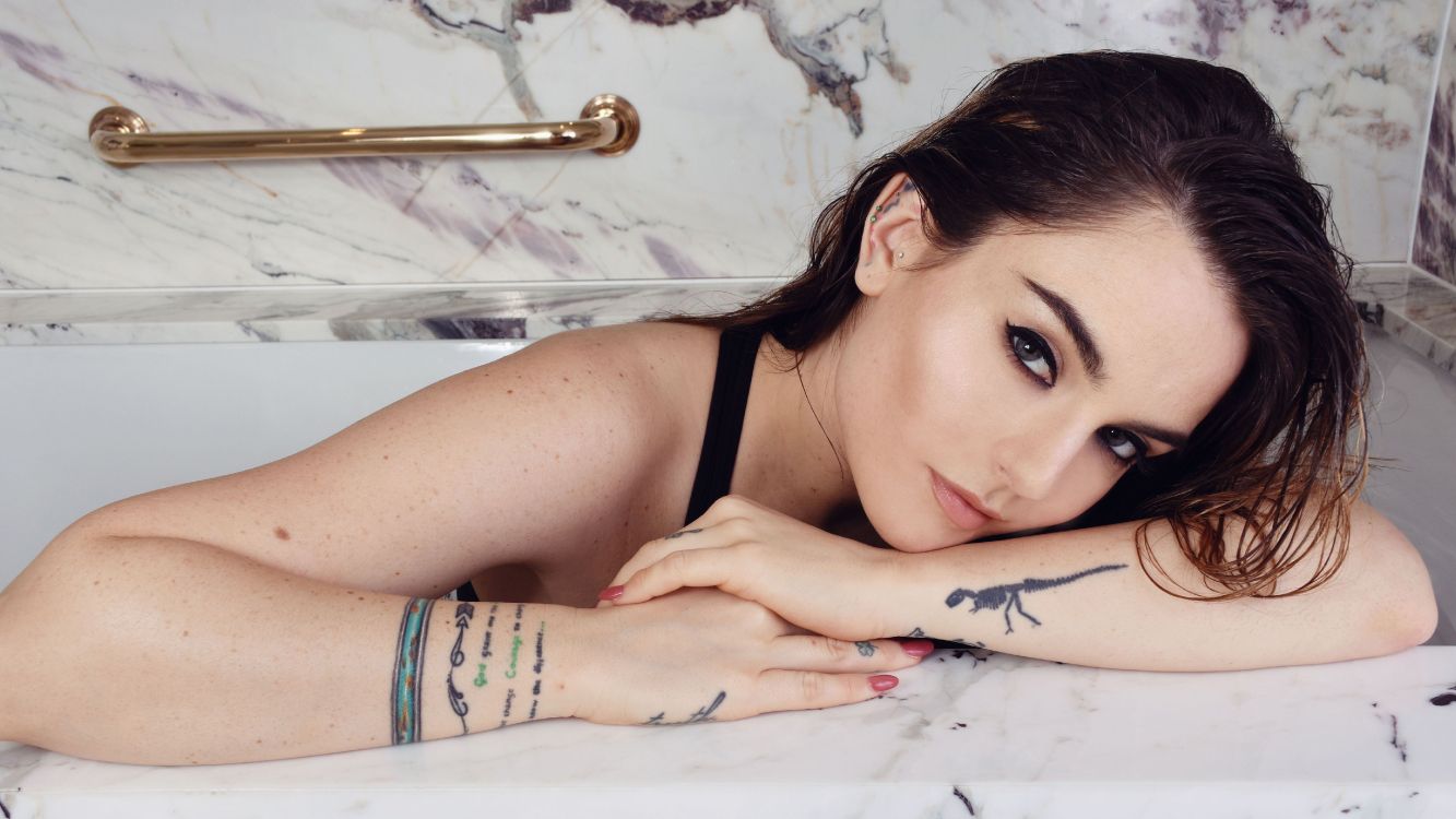 创作型歌手, 头发, 皮肤, 联合, 发型 壁纸 5120x2880 允许